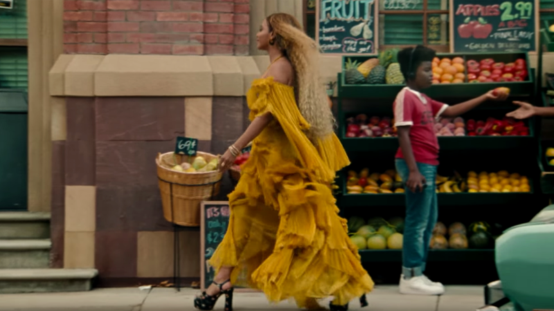 Hold up, them other colors don’t love you like yellow loves you!